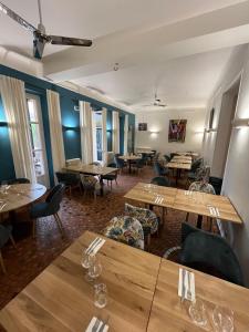 Le Domino Chambres dHôtes et Restaurant