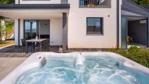Villa Nada sea view&whirpool island Krk by Villas