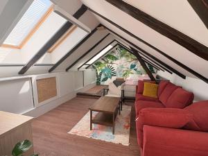 Gardoš Attic Loft with Terrace