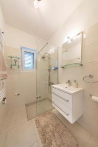 Sunbeam Apartment