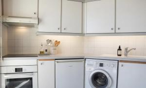 Charmant appartement piscine, tennis, parking
