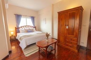 Comfortable traditional 3BR house in Hua Hin