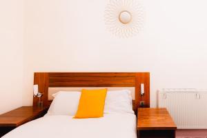 Relaxing 4 bdrm Central Apartment