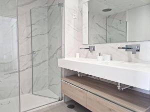 Appartement 3 chambres avec grande terrasse Résidence premium à Benahavis Marbella