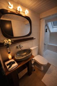 Modern 2BR Loft in Historic Swiss Chalet 200m from Interlaken West