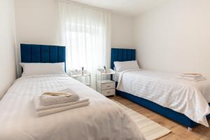 Next Lap - Rooms