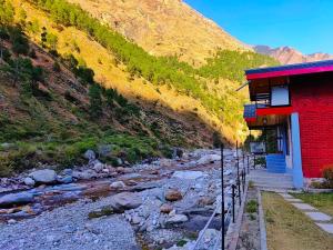 Riverside Bliss Cottages