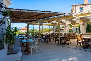 Cunda House Küçük Otel