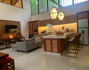 Uva Blue Villas - Pool House - AC, 3 bedrooms, 7 guests, Indoor pool with spill