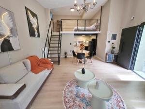 Mura Central Luxury Loft