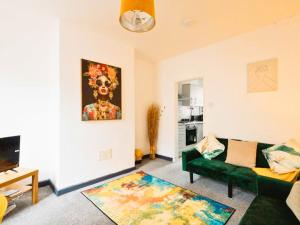 Stylish Boho Home, Contractors, 6 Beds, Garden and Free Parking