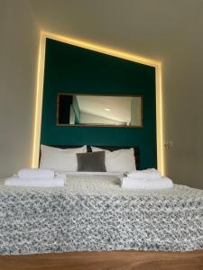 Lunas Sea View & City Center Apartment