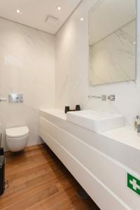 Liiiving in Porto - The Prestige Apartment F