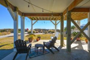 Enjoy unobstructed ocean views at Sweet MOcean