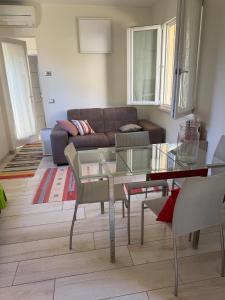 CASA GINGER - Small villa with garden, within walking distance of the sea