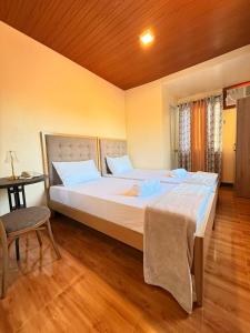 Josefinas Travellers Inn