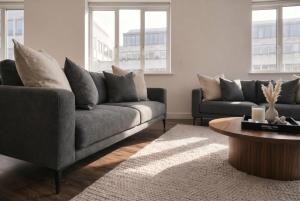 2 Bed Liverpool Street Loft