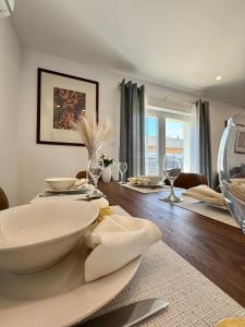 Local-Lux Garden Residence-12Guests-140m2-Free Parking