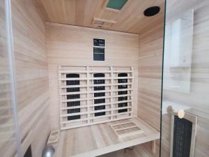 Umis Journey Sauna Japanese-Themed Apartment