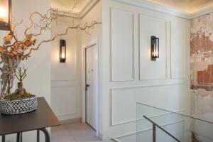 Airy Athens Suites
