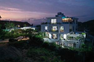 villa đồi Monaco Bãi Cháy