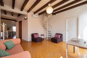 NEW! Elegante appartamento nel cuore di Pavia - Vittoria10!