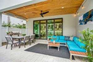 Luxury Las Olas 6200sqft - sleeps 28 & with 2 pools