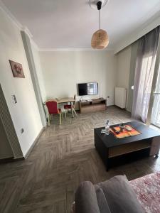 The harmony of the center