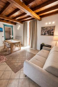 Casa Renoir appartamento a due passi dal lago