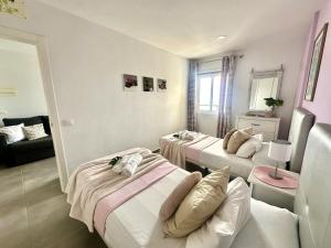 Costamar Infinite Sea Views by Deihu Experiences