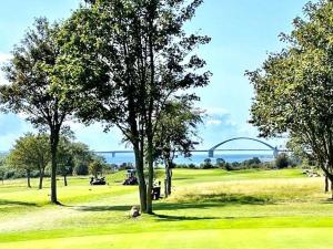 FeWo-mit-Terasse-u-Garten-am-Golfplatz