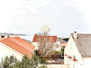 Apartments Vukman Novalja centar