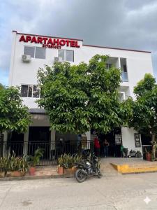 301ElBunkerSuiteRomance