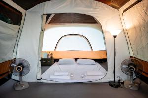 Sawasdee Lagoon Camping & Restaurant