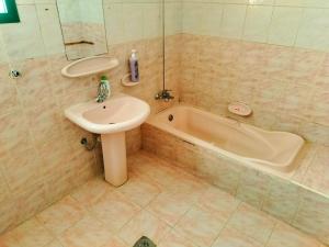 Private Guest House - Alain