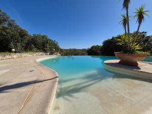 Villa A Macchia, piscine et vue sur Bonifacio