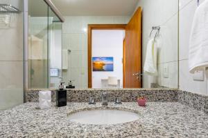 Studio Beira Lago no Premier Residence UH 215 Bloco 4 - LakeSide - Garagem, Academia, Piscina Aquecida, Sauna - 6 min da Esplanada - By Hospede Fácil