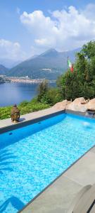 Private Eco Retreat for two -Pool- Spa - Hot Tub - Design and Lake View