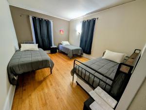 Spacious Charming 4 BR near Downtown