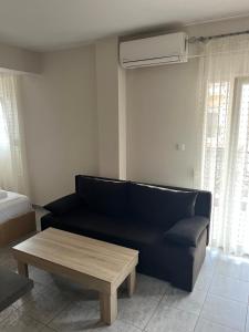 Ismini Cozy Rooms