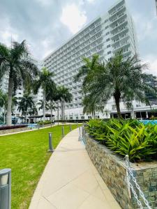 Shell Residences 5th Floor near MOA & NAIA - Aiza Place
