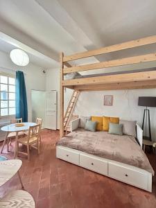 Studio confortable et équipé Cours Sextius