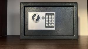 Jaco Bay Luxurious Condo, 5min walk to beach, Amazing pool