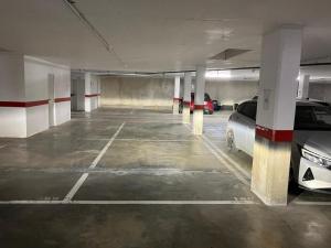 Ideal for couples, Beach 4 min away, Free parking