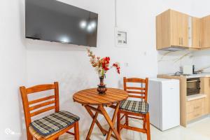 Mani s Secret Cove Suite Next To The Sea