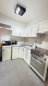Modern and very comfortable 2-bedroom apartment in a prime location in San Miguel