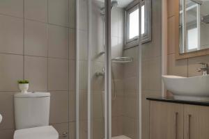 Theama Coastal Apt by Staycom