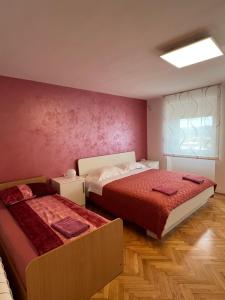 Nedis Nest - Cozy Countryside Retreat Under Palmtrees