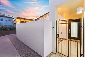 Coastal Cottage 4BR Near Ft Blis