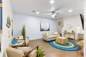 Coastal Cottage 4BR Near Ft Blis